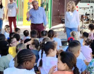 Antorcha De Las Letras Visita Los CEIP Virgen De La Paz Y Félix Rodríguez De La Fuente