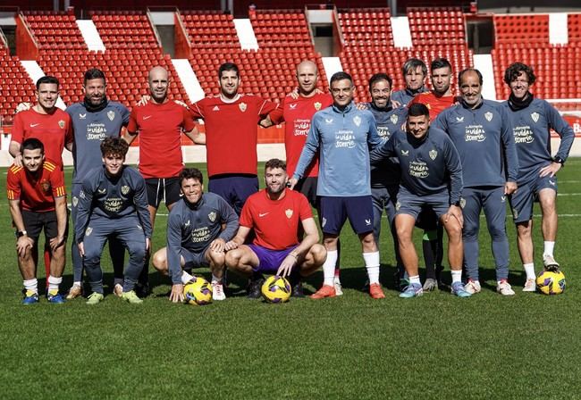 Cuerpo técnico del Almería vence a la prensa 5-4