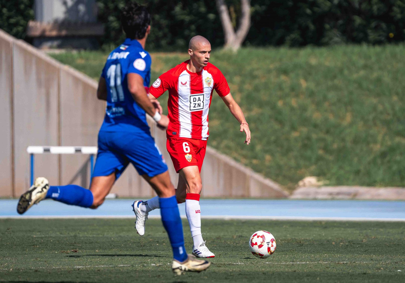 Almería B y UCAM: Duelo por el liderato