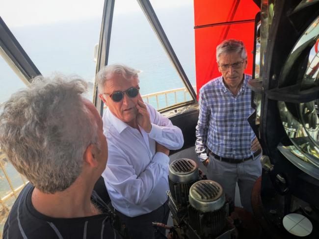 El presidente de la APA visita el faro de Cabo de Gata