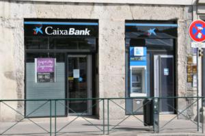 Un ERE en CaixaBank cerrará cuatro oficinas en Almería