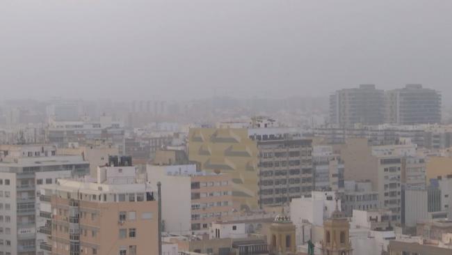 El viento aleja la calima de Almería