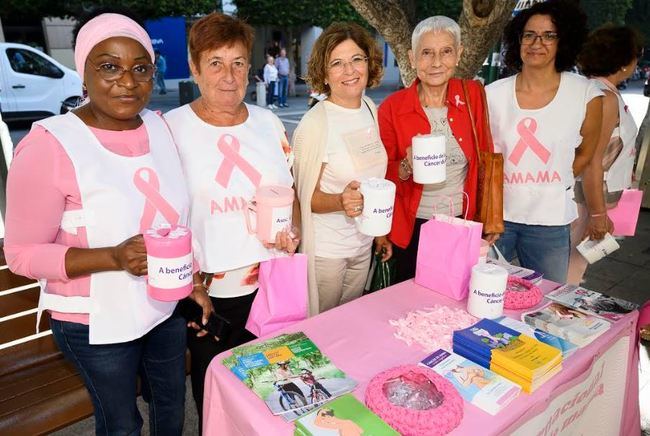 Ayuntamiento y AMAMA conmemoran el Día Internacional del Cáncer de Mama