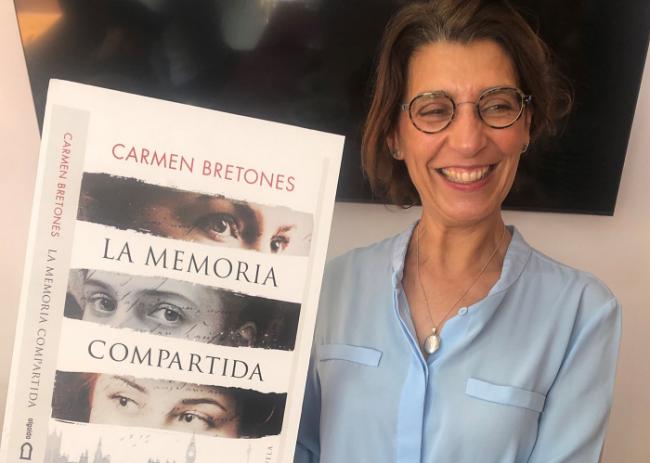 A la venta 'La memoria compartida' de la escritora almeriense Carmen Bretones