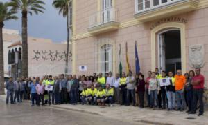 Concentración en Carboneras contra el cierre de la planta del CEMEX en Gádor