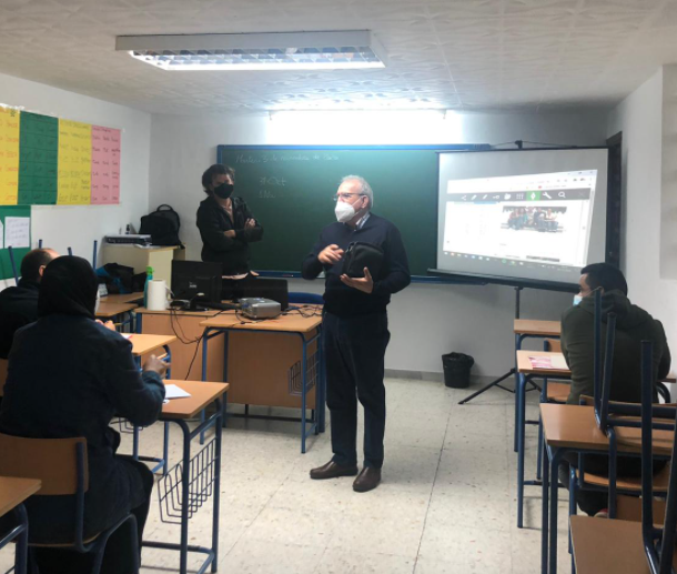 Últimos días para matricularse en los Centros de Educación de Adultos de Vícar