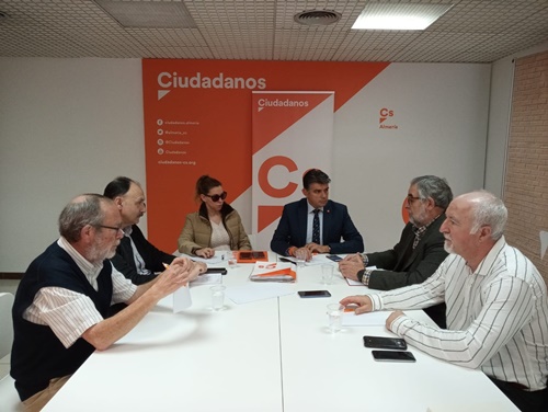 Cs reclama que Almería deje de ser la capital con más transbordos ferroviarios de España