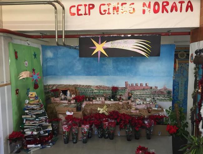 El alcalde manda pascueros al CEIP Ginés Morata por sus dibujos contra el robo de plantas