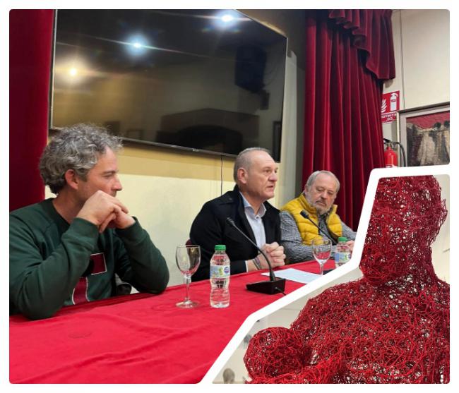 Ángel Zabala sorprende con esculturas de tela metálica