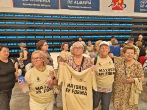 400 almerienses clausuran el Programa de Mayores en el Palacio de los Juegos Mediterráneos