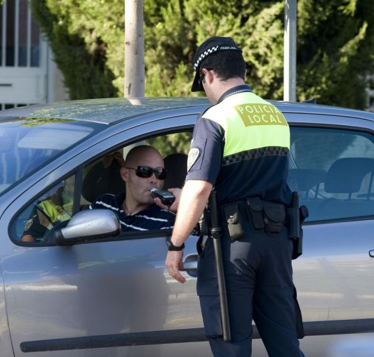 Ningún positivo entre los conductores sometidos a controles por la Policía Local de Vícar