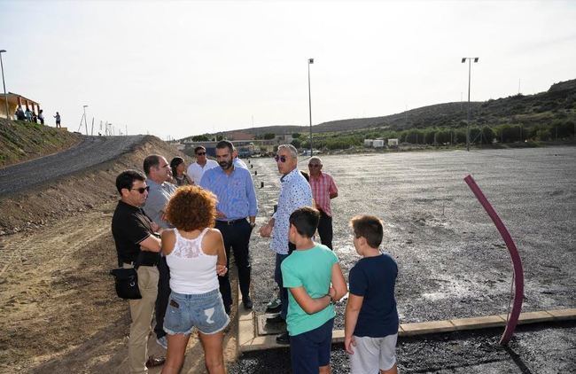 La pista polideportiva de Cuevas de Los Medinas se llamará José César Borbalán