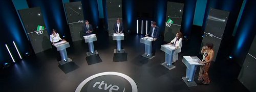 Moreno se coloca entre quienes no creen en Andalucía y un gobierno de 8 partidos de izquierdas