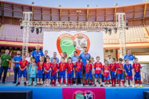 Alumnos de la Escuela Municipal de Fútbol de Roquetas de Mar despiden la temporada 
 