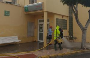 Ayuntamiento De Vícar Y Bomberos Del Poniente se unen contra #COVID19