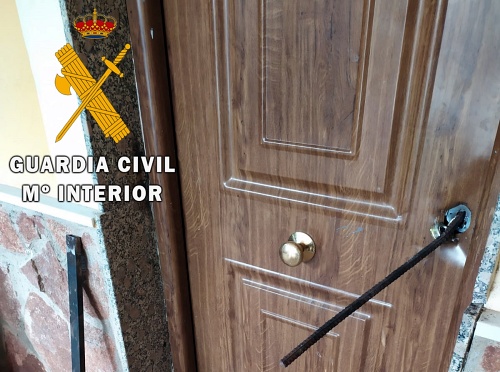 Guardia Civil detiene a una persona cuando asaltaba una vivienda