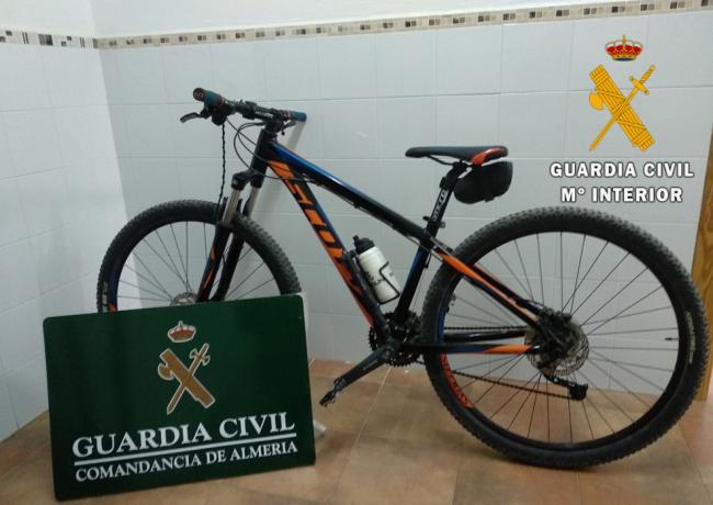 Detenido por llevarse una bicicleta de montaña valorada en más de 500 euros