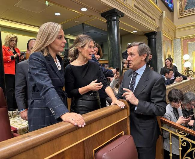 Los diputados del PP por Almería acusan a Sánchez de 'vender España'