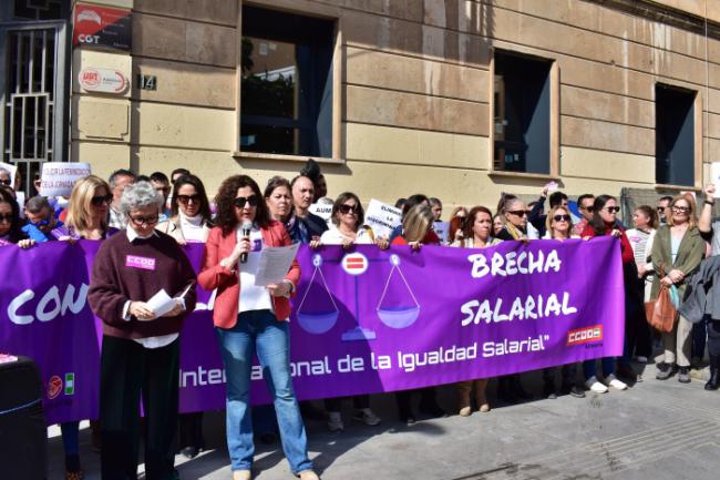 UGT y CCOO exigen igualdad salarial en Almería