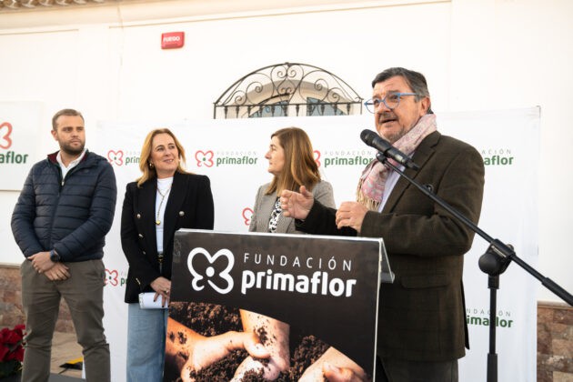 Fundación Primaflor otorga 10 becas a hijos de trabajadores