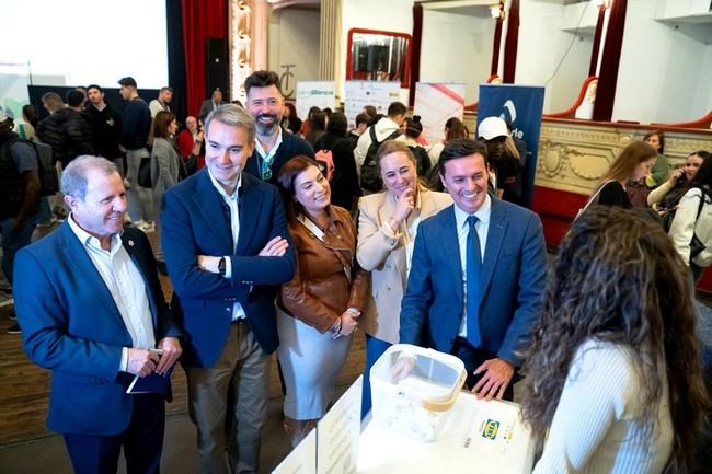 Éxito rotundo en la Feria de Empleo Talento Joven de Almería con más de 400 participantes