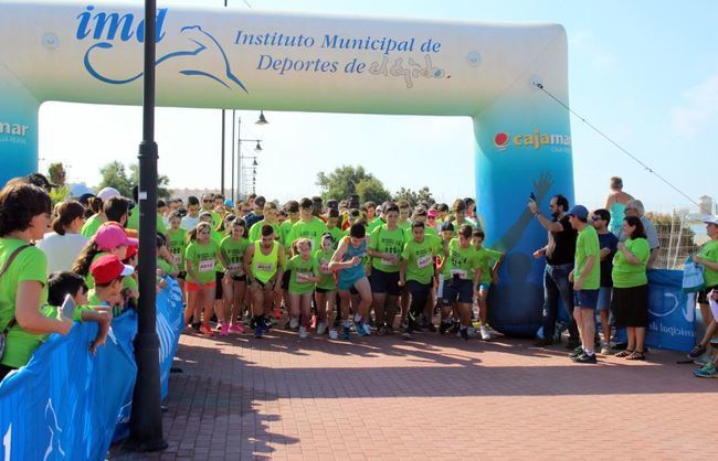 Almerimar acoge la 'V Carrera y Caminata Solidaria Fundación Francisco Navarrete'