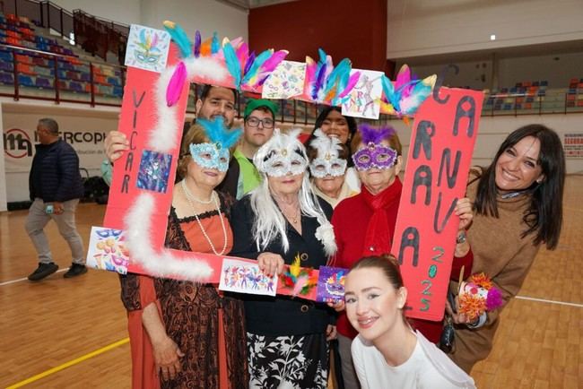 Carnaval de Mayores da inicio a las festividades en Vícar