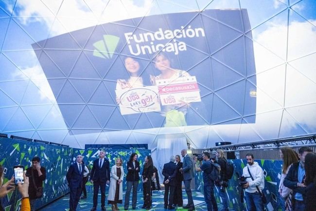 Gran espacio de juegos y VR en el Parque de las Almadrabillas por el 10º aniversario de Fundación Unicaja