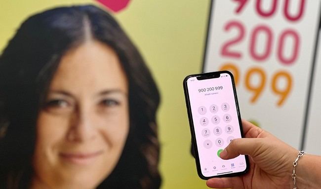 Aumentan un 12% las llamadas al teléfono de atención a mujeres en Andalucía, con más de 37.000 consultas