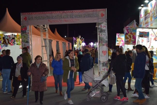 Inicia la Navidad con el Mercado Navideño en Vícar