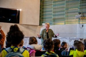 Alumnos de la Escuela Infantil Maestro Padilla visitan el Ayuntamiento de Almería