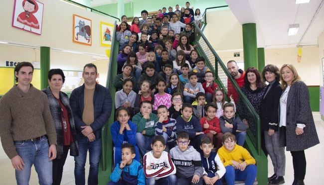 Alumnos del CEIP Concordia de Campohermoso entrevistan a la alcaldesa de Níjar