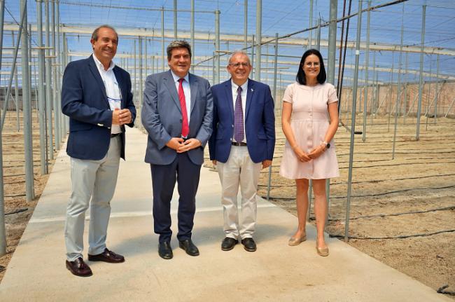 El Ministro José Luis Escrivá, Alaba Las Políticas De Inclusión De Vícar En Su Visita Al Municipio