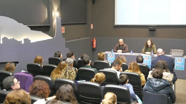 El Ayuntamiento de Adra pone en marcha la ‘Escuela de Familia’