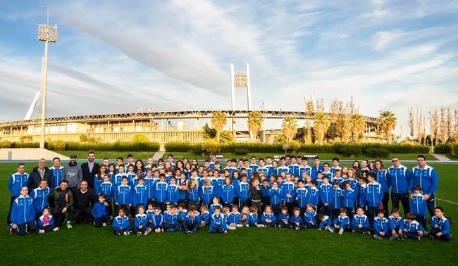 260 alumnos practican atletismo en la escuela municipal Bahía de Almería