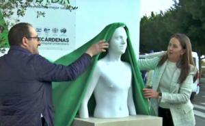 Escultura de Andrés García Ibáñez en homenaje a los donantes de órganos