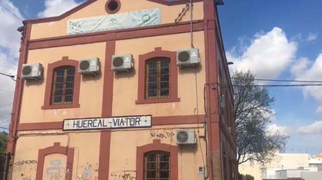 Manifestación contra el traslado provisional de la estación de tren a Huércal de Almería