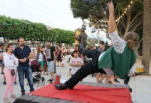 Concurso de estatuas humanas en El Ejido