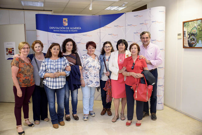 El Espacio de Mujeres se llena de color con los paisajes de Almería y Asturias