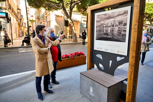 ‘Entre Olas’ es la primera exposición de FOCAL en el Paseo de Almería