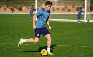 Lorenzo debuta con el primer equipo del Almería