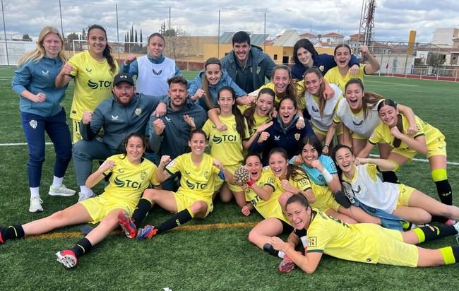 Almería sigue en racha y se aferra al sueño del ascenso