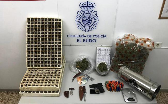 Detenidos abuelo, hijo y nieto tras una reyerta por drogas en Pampanico