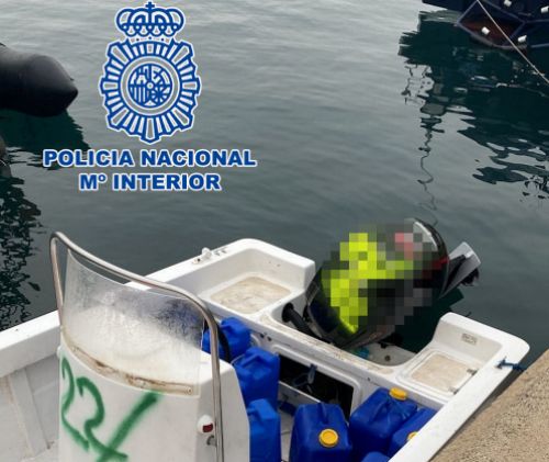 Detenido un menor de edad como patrón de una patera que partió de Argelia con 11 sirios