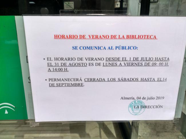 IU lamenta el cierre por las tardes de la Biblioteca Villaespesa