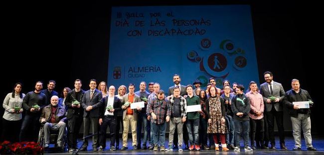 La III Gala de la Discapacidad aúna reivindicación social y un espectáculo