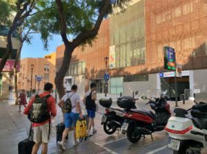 Almería estudia regular las viviendas turísticas