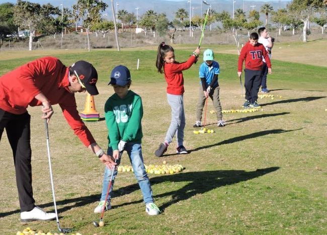 La Escuela Municipal Infantil de Golf supera los 80 alumnos