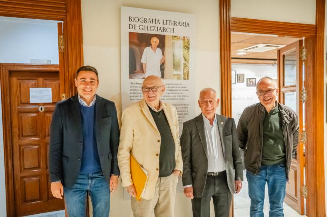 Gonzalo Hérnandez Guarch expone su obra en Roquetas de Mar