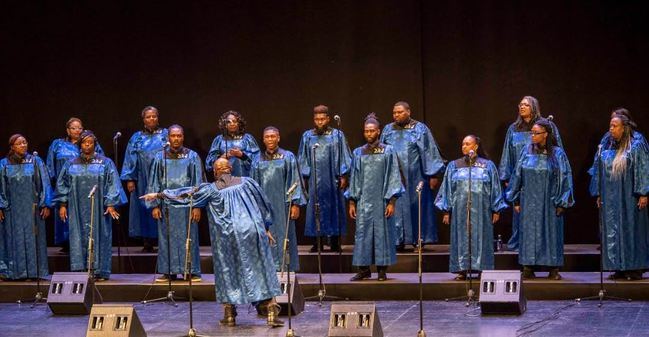 El poder espiritual y vocal de Alabama Góspel Choir pone en pie al Maestro Padilla